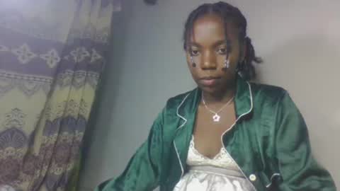 Snapshot of razanastine chatting on 11-09-25, 09:35 razanastine online show from 11-09-25, 09:35