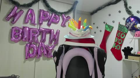 Snapshot of rea_winry chatting on 12-08-24, 04:25 Rea online show from 12-08-24, 04:25