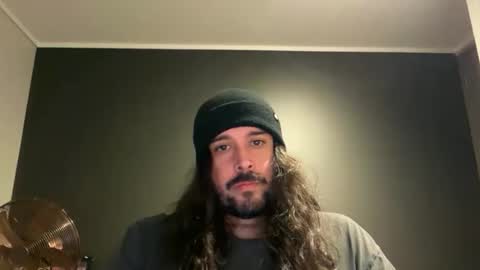 Snapshot of ready4acthot chatting on 10-15-25, 05:29 ready4acthot online show from 10-15-25, 05:29