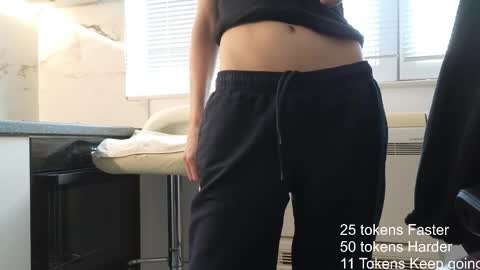 Snapshot of realanallovers chatting on 09-30-25, 03:17 BalancedSexLife online show from 09-30-25, 03:17