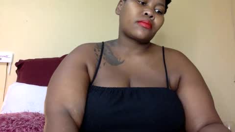 Snapshot of realsweetheart chatting on 01-26-25, 07:42 REAL1SWEETHEART online show from 01-26-25, 07:42