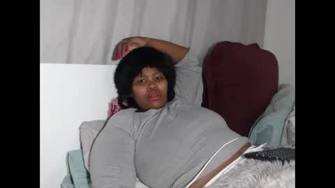Snapshot of realsweetheart chatting on 09-20-25, 03:13 REAL1SWEETHEART online show from 09-20-25, 03:13