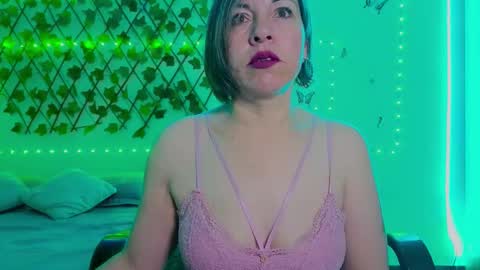 Rebbeca online show from 11-05-25, 10:26