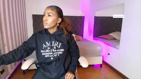Snapshot of rebeca_cortez1 chatting on 02-15-25, 04:25 I invite you to my birthday on November 3th online show from 02-15-25, 04:25