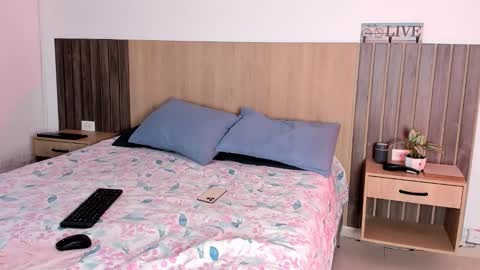 Snapshot of rebeca_cortez1 chatting on 11-10-25, 08:08 I invite you to my birthday on November 3th online show from 11-10-25, 08:08