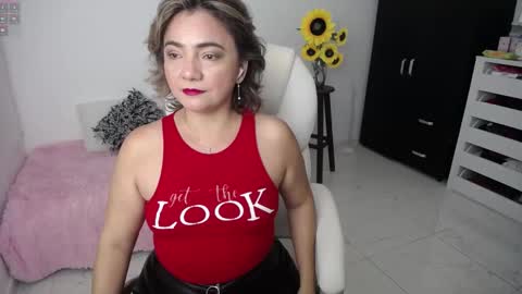 REBECA online show from 02-11-25, 11:43