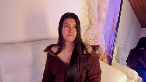 Snapshot of rebeca_williams_ chatting on 01-22-25, 11:32 Rebeca Williams online show from 01-22-25, 11:32