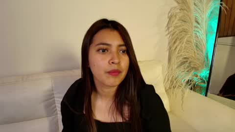 Snapshot of rebeca_williams_ chatting on 02-03-25, 11:05 Rebeca Williams online show from 02-03-25, 11:05