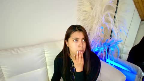 Snapshot of rebeca_williams_ chatting on 02-20-25, 12:19 Rebeca Williams online show from 02-20-25, 12:19