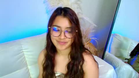 Snapshot of rebeca_williams_ chatting on 02-22-25, 03:23 Rebeca Williams online show from 02-22-25, 03:23