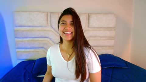 Snapshot of rebeca_williams_ chatting on 03-03-25, 09:37 Rebeca Williams online show from 03-03-25, 09:37