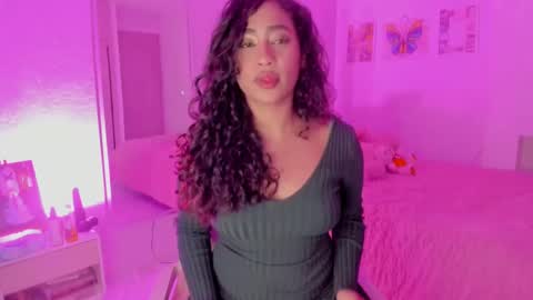 Snapshot of rebecaharrison111 chatting on 10-03-25, 12:29 Rebeca online show from 10-03-25, 12:29