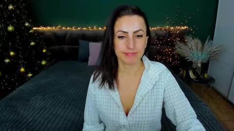 rebecca_diamonds online show from 01-08-25, 09:00