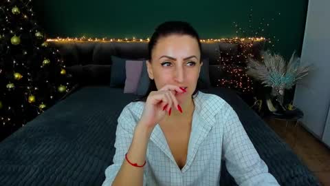 rebecca_diamonds online show from 01-08-25, 12:05