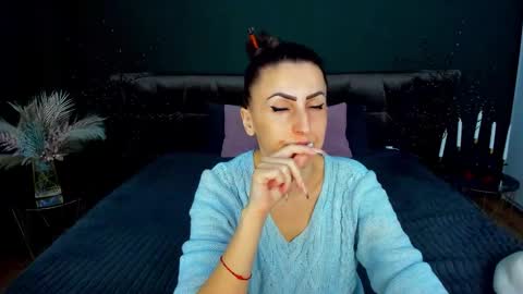 rebecca_diamonds online show from 02-11-26, 06:29