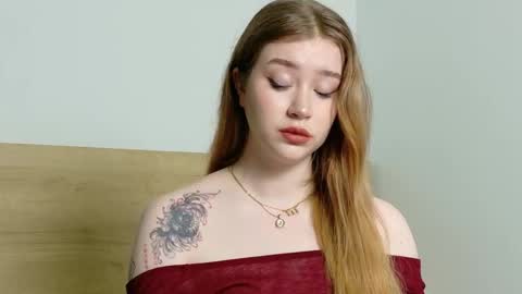 rebecca_lace online show from 09-13-25, 01:38
