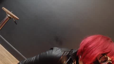 Rebeccalachaude online show from 10-27-25, 06:01