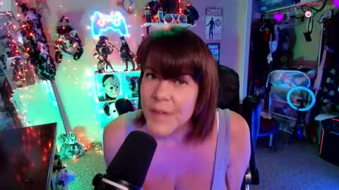 Snapshot of rebeccalovexxx chatting on 01-07-26, 10:23 Rebecca Love online show from 01-07-26, 10:23