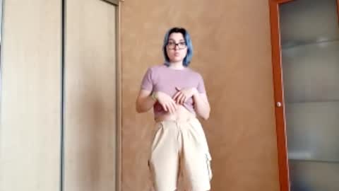 Zoe online show from 01-14-26, 06:08