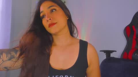 Snapshot of rebellust chatting on 11-10-25, 10:20 rebellust online show from 11-10-25, 10:20