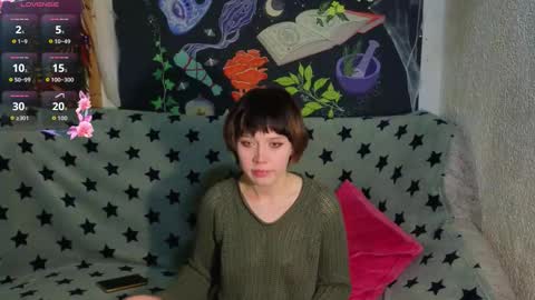 Lara online show from 11-10-25, 07:57