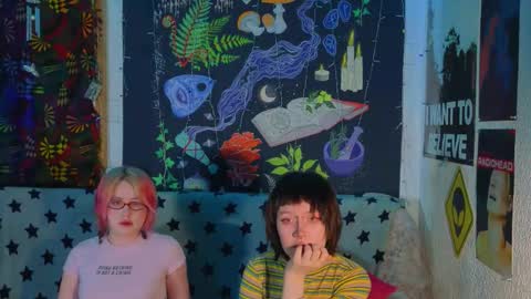 Lara online show from 02-06-26, 05:49