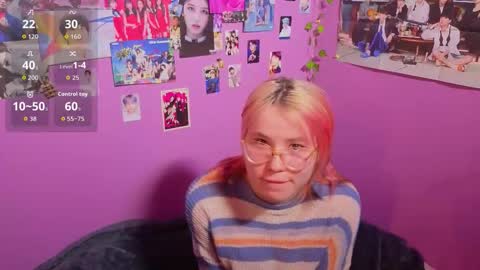 Lara online show from 02-24-26, 07:01