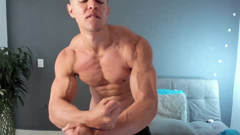 twitter REECET26 instagram RECCETAYLOR online show from 02-01-25, 03:07