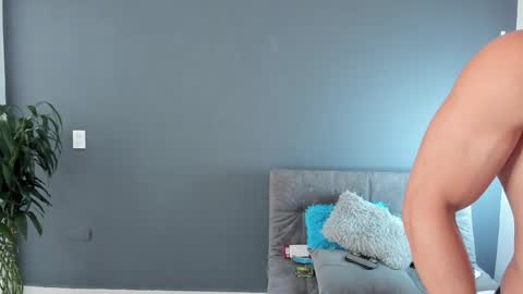 twitter REECET26 instagram RECCETAYLOR online show from 02-02-25, 04:22