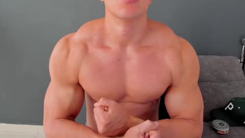 twitter REECET26 instagram RECCETAYLOR online show from 10-04-25, 04:05