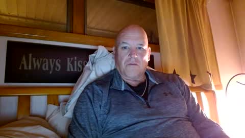 Mtn. Man online show from 10-13-25, 01:05