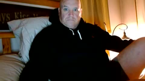 Mtn. Man online show from 10-23-25, 02:11