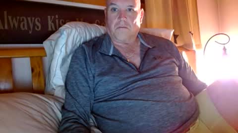 Mtn. Man online show from 10-25-25, 03:03