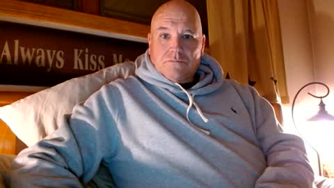 Mtn. Man online show from 11-08-25, 02:34