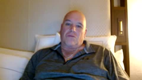 Mtn. Man online show from 11-19-25, 02:22