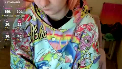 Snapshot of red_bestie_ chatting on 02-16-26, 01:29 Bestie online show from 02-16-26, 01:29