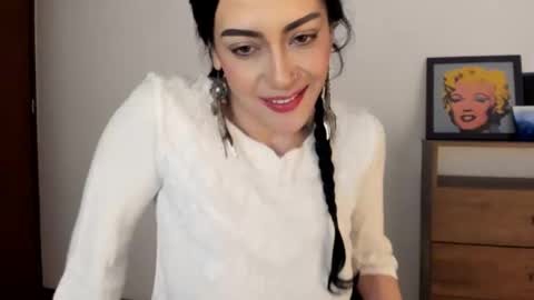 Snapshot of red_flower203 chatting on 10-14-25, 07:47 red_flower203 online show from 10-14-25, 07:47