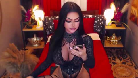 Snapshot of red_ivyy chatting on 10-14-25, 03:51 AsianRedivy online show from 10-14-25, 03:51