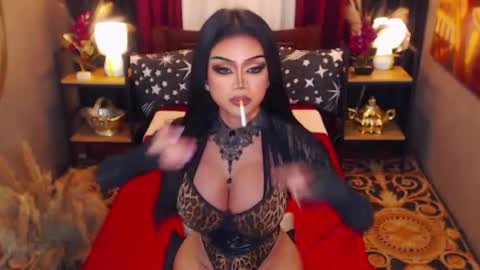 Snapshot of red_ivyy chatting on 10-29-25, 12:07 AsianRedivy online show from 10-29-25, 12:07