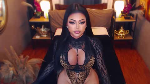 Snapshot of red_ivyy chatting on 11-19-25, 04:01 AsianRedivy online show from 11-19-25, 04:01