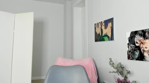 Snapshot of red_mok chatting on 10-16-25, 12:44 Neta online show from 10-16-25, 12:44