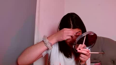 IG   OF red moonn online show from 12-03-25, 06:43