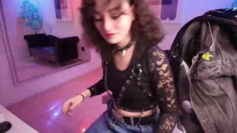 Res Moon online show from 10-15-25, 11:21