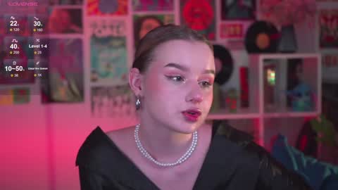 QUEEN OF EVIL online show from 12-21-24, 11:34