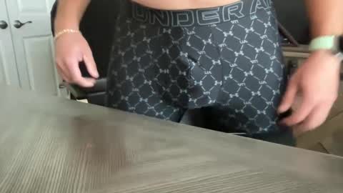 RedBull online show from 10-11-25, 06:50