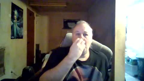Snapshot of reddragon1195 chatting on 01-12-25, 08:25 reddragon1195 online show from 01-12-25, 08:25