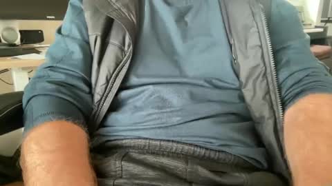 Snapshot of reddy10xxx chatting on 02-16-25, 09:16 reddy10xxx online show from 02-16-25, 09:16