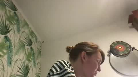 Redfox online show from 12-05-25, 06:26