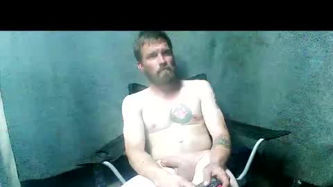 Snapshot of redheadlover828 chatting on 02-10-25, 02:26 Kevin online show from 02-10-25, 02:26