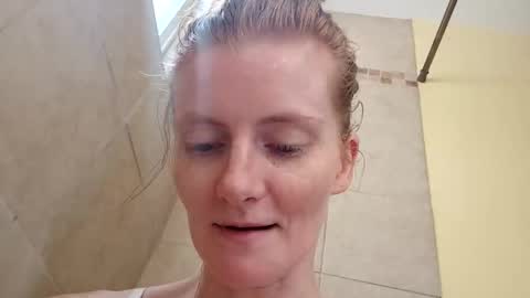Snapshot of redheadmainevent chatting on 10-14-25, 05:47 redheadmainevent online show from 10-14-25, 05:47